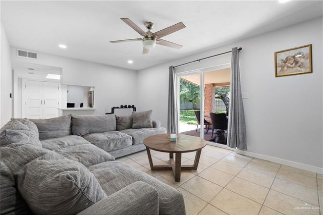 101 W Camellia Avenue, Mcallen, TX 78501