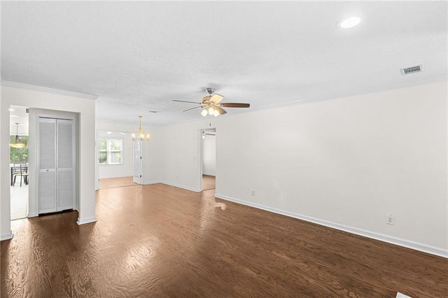 34 Brittany Way NE 34, Atlanta, GA 30324
