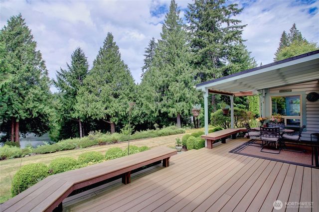 11 Whispering Cedars Court, Bellingham, WA 98229