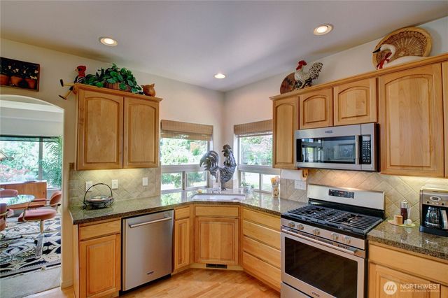 11 Whispering Cedars Court, Bellingham, WA 98229