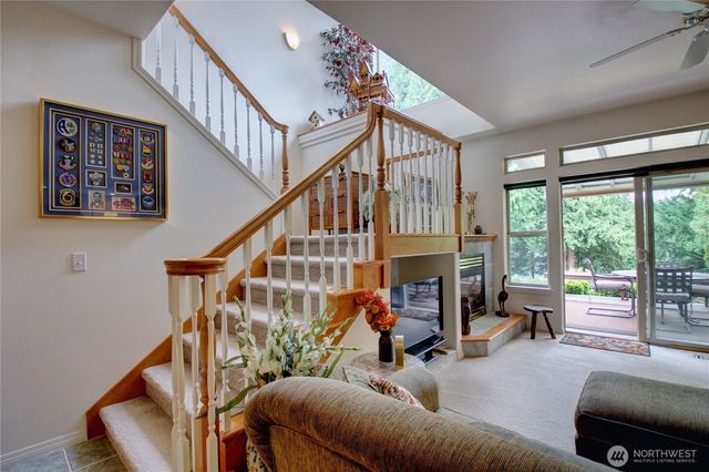 11 Whispering Cedars Court, Bellingham, WA 98229