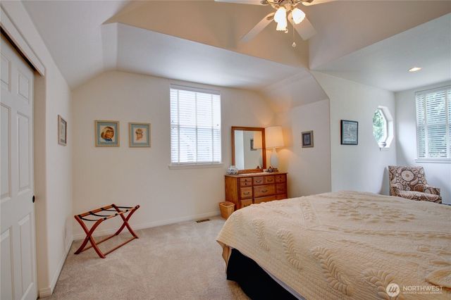 11 Whispering Cedars Court, Bellingham, WA 98229