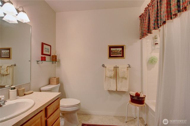 11 Whispering Cedars Court, Bellingham, WA 98229