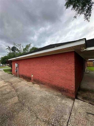 5469 Henning Drive W, Mobile, AL 36619
