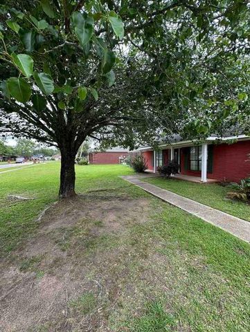 5469 Henning Drive W, Mobile, AL 36619