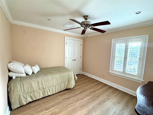 4974 COQUINA KEY DRIVE SE, St Petersburg, FL 33705