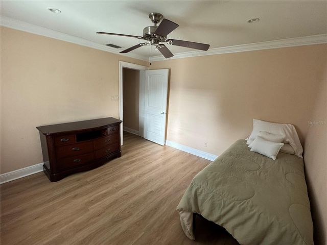 4974 COQUINA KEY DRIVE SE, St Petersburg, FL 33705