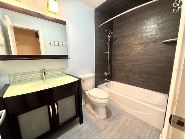 4974 COQUINA KEY DRIVE SE, St Petersburg, FL 33705