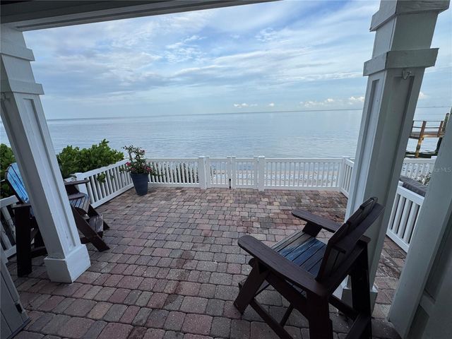 4974 COQUINA KEY DRIVE SE, St Petersburg, FL 33705