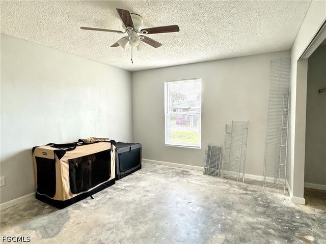 429 SW 44th ST, Cape Coral, FL 33914