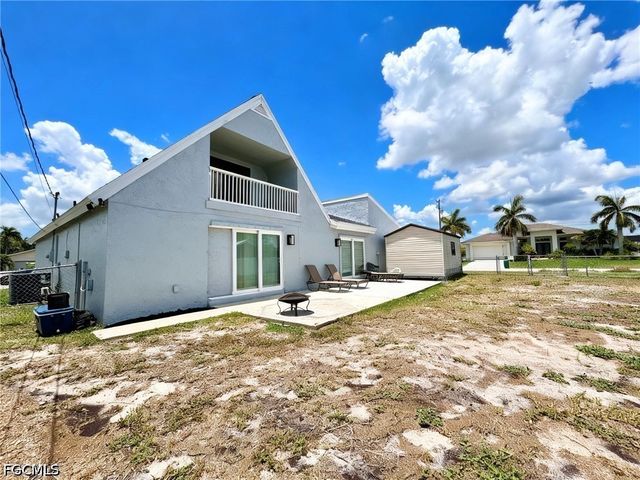 429 SW 44th ST, Cape Coral, FL 33914