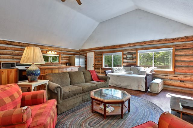 1782 Blackmer Boulevard, Stockbridge, VT 05772