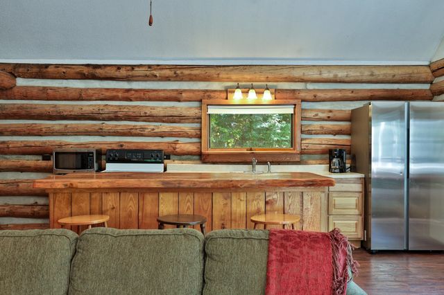 1782 Blackmer Boulevard, Stockbridge, VT 05772