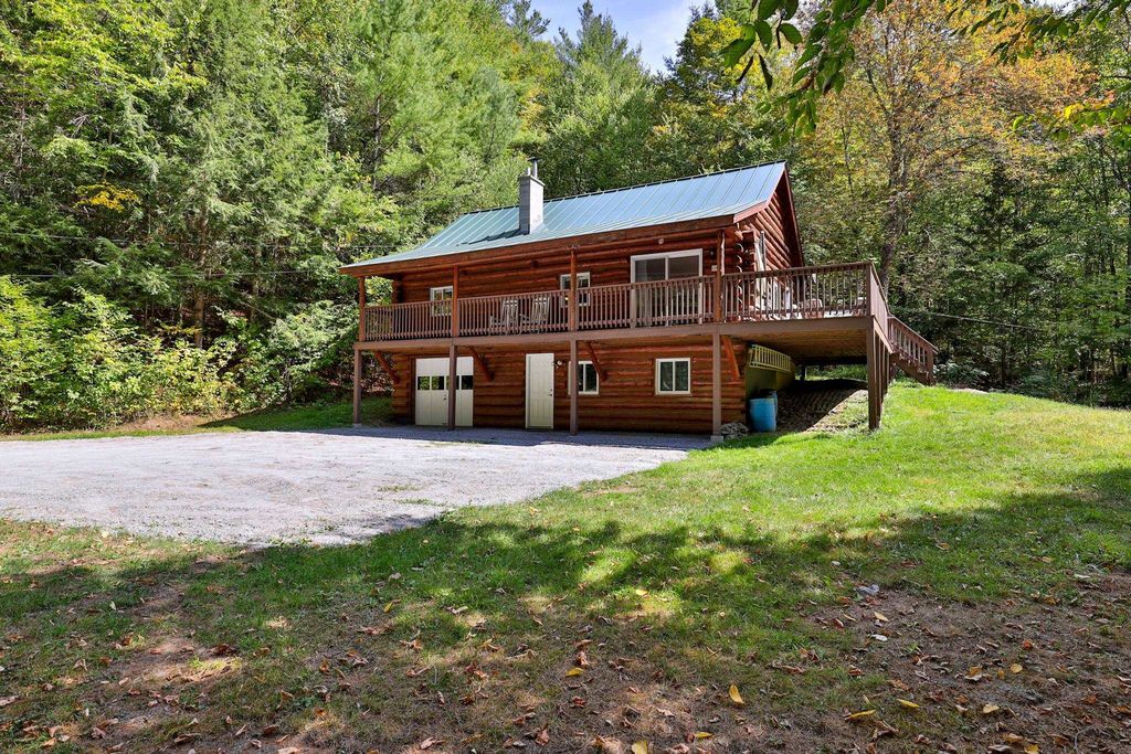 1782 Blackmer Boulevard, Stockbridge, VT 05772