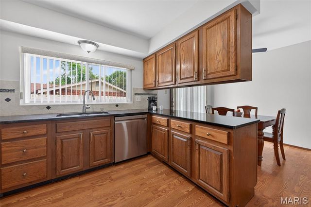 1245 Ticonderoga Drive, Chesterfield, MO 63017