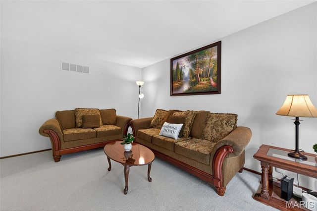 1245 Ticonderoga Drive, Chesterfield, MO 63017