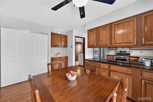 1245 Ticonderoga Drive, Chesterfield, MO 63017