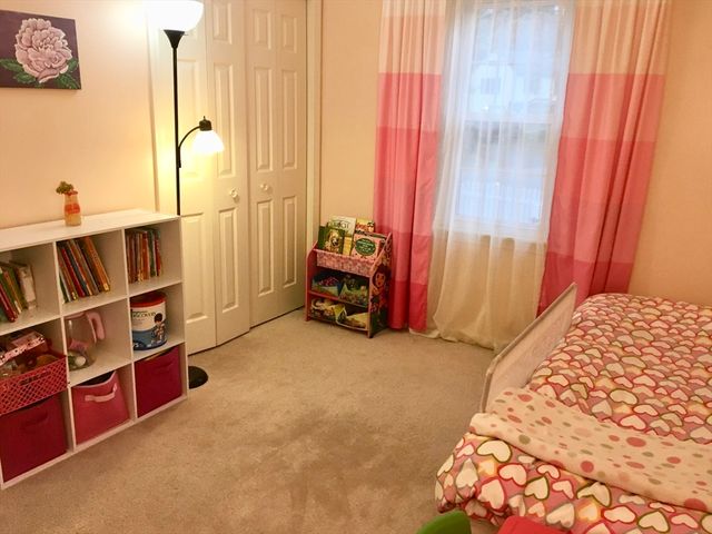 19 Hillando Dr, Shrewsbury, MA 01545