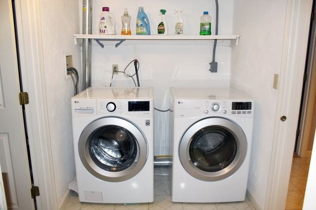 19 Hillando Dr, Shrewsbury, MA 01545