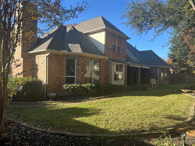 8308 Thistle Court, North Richland Hills, TX 76182