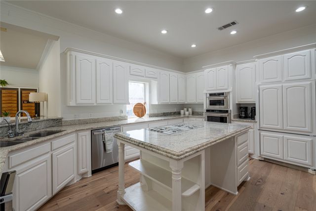 8308 Thistle Court, North Richland Hills, TX 76182