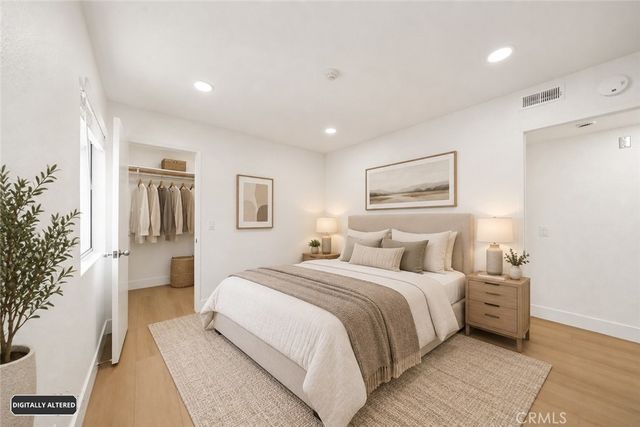 724 5th Street, Hermosa Beach, CA 90254