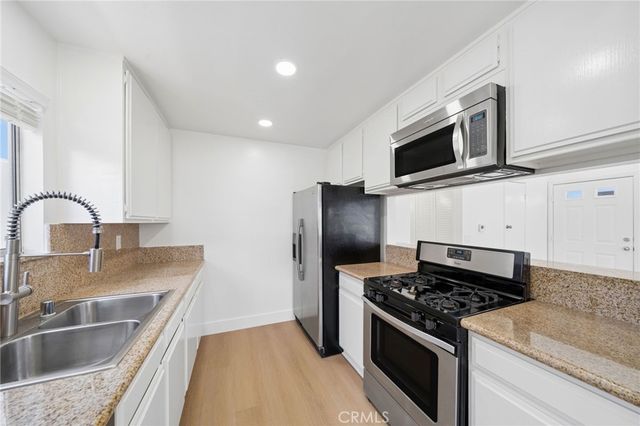 724 5th Street, Hermosa Beach, CA 90254