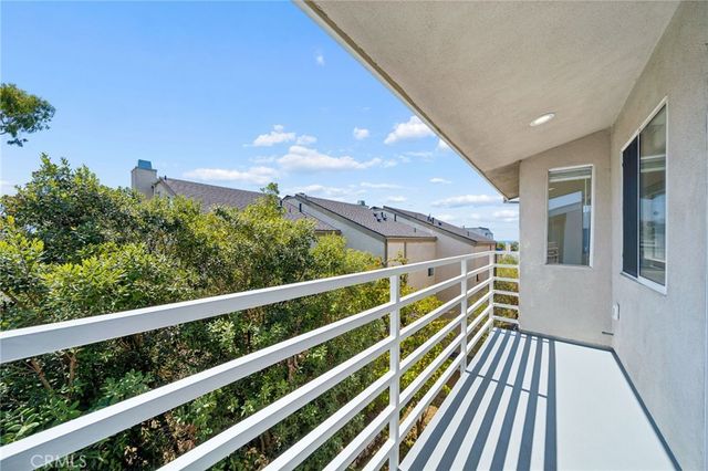 724 5th Street, Hermosa Beach, CA 90254