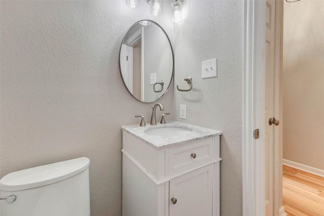 616 Birdsall Street, Houston, TX 77007