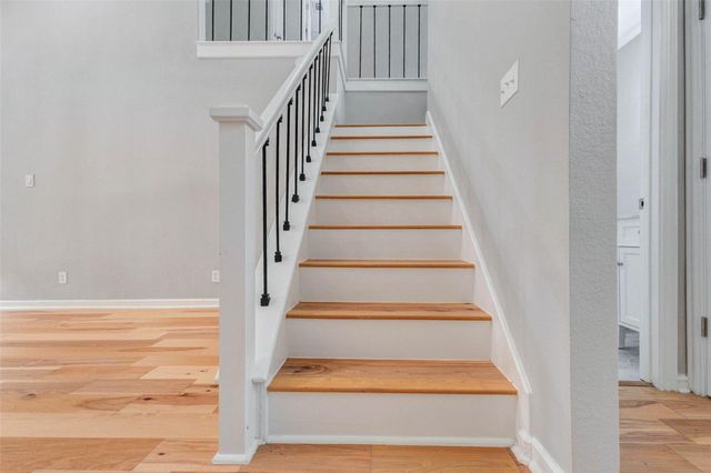 616 Birdsall Street, Houston, TX 77007