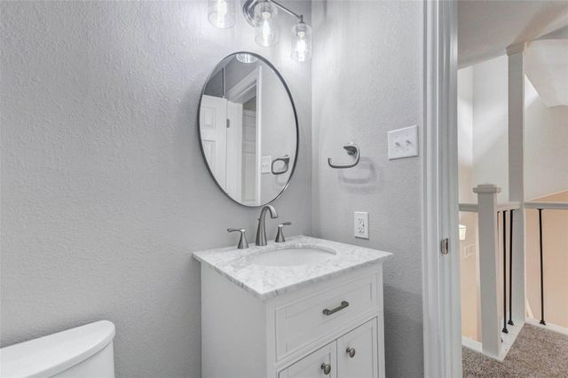 616 Birdsall Street, Houston, TX 77007