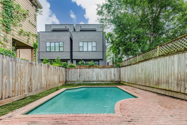 616 Birdsall Street, Houston, TX 77007