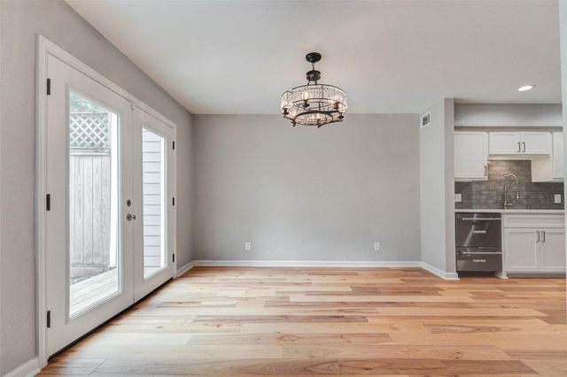 616 Birdsall Street, Houston, TX 77007