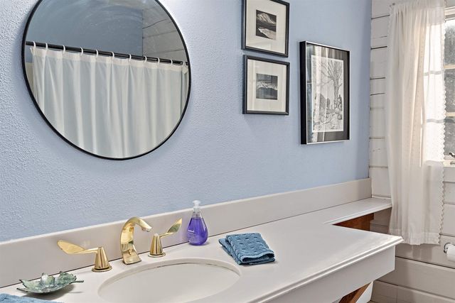 1227 Roxbury Mountain Road, Warren, VT 05674