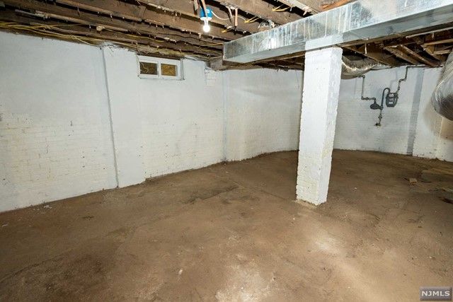 586-588 Hawthorne Avenue, Newark, NJ 07112