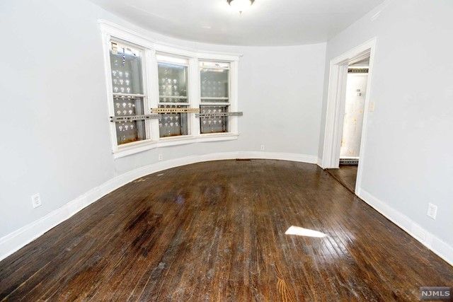 586-588 Hawthorne Avenue, Newark, NJ 07112