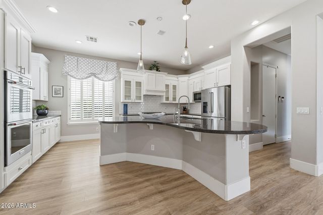 3102 E Vaughn Avenue, Gilbert, AZ 85234