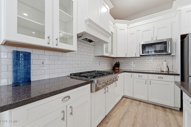 3102 E Vaughn Avenue, Gilbert, AZ 85234