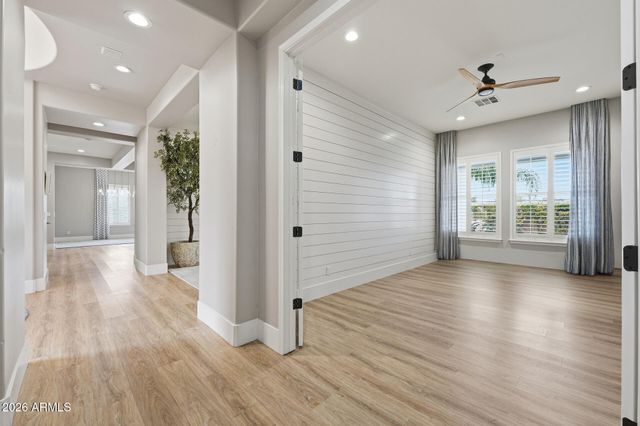 3102 E Vaughn Avenue, Gilbert, AZ 85234