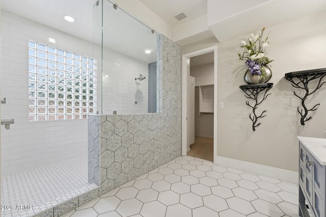 3102 E Vaughn Avenue, Gilbert, AZ 85234