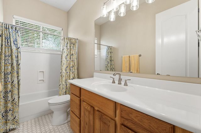 3102 E Vaughn Avenue, Gilbert, AZ 85234