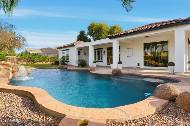 3102 E Vaughn Avenue, Gilbert, AZ 85234