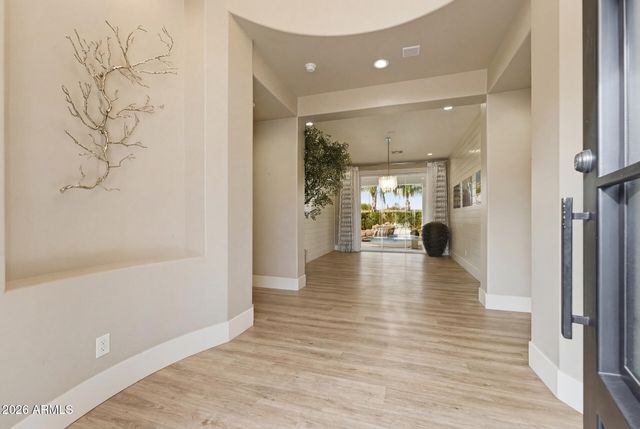 3102 E Vaughn Avenue, Gilbert, AZ 85234