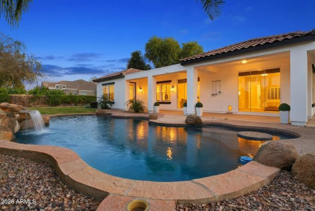 3102 E Vaughn Avenue, Gilbert, AZ 85234