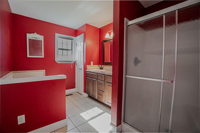 2505 Dry Valley Road NE, Charleston, TN 37310