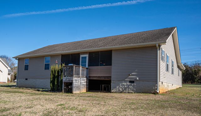 2505 Dry Valley Road NE, Charleston, TN 37310