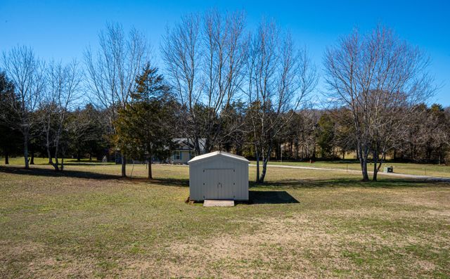 2505 Dry Valley Road NE, Charleston, TN 37310