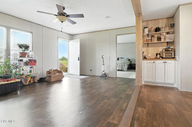 280 Camp Creek Road, Greeneville, TN 37743