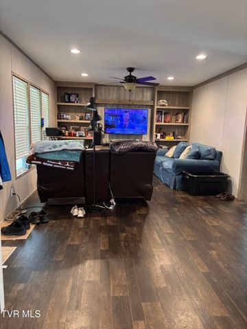 280 Camp Creek Road, Greeneville, TN 37743