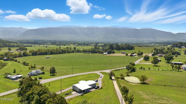 280 Camp Creek Road, Greeneville, TN 37743